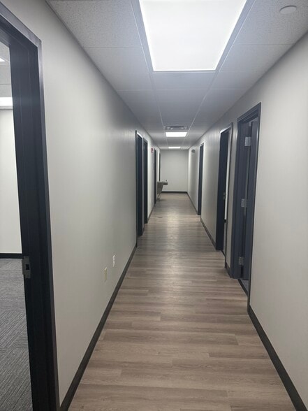 More Photos Of 1410-1440 N Vandemark Rd, Sidney Warehouse For Lease