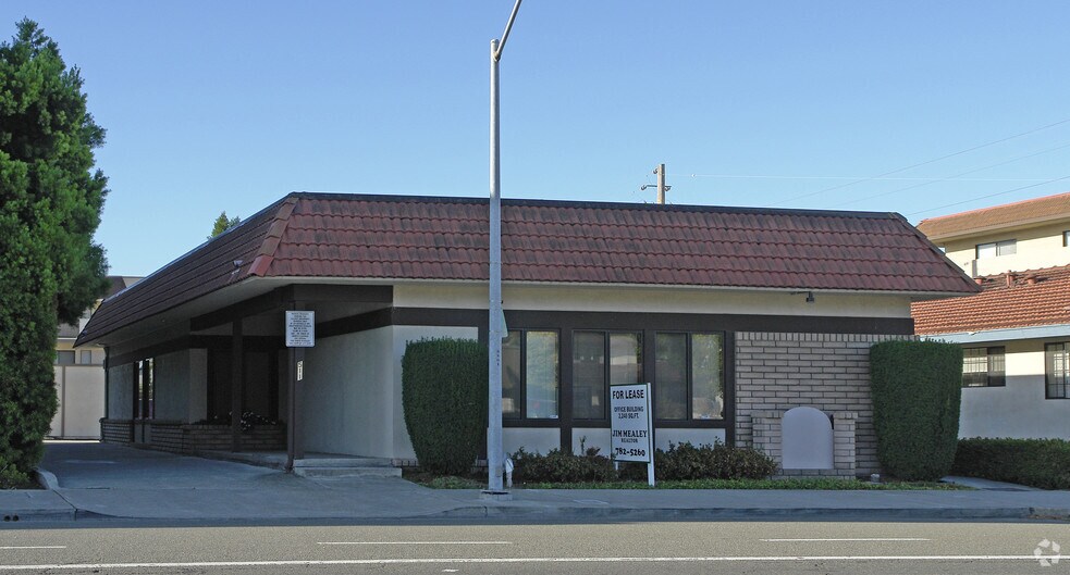 More Photos Of 511 Estudillo Ave, San Leandro Office For Sale