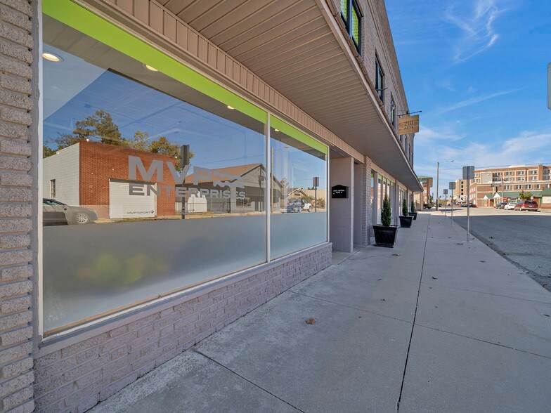 More Photos Of 218 E Central Ave, Miami Apartments For Lease