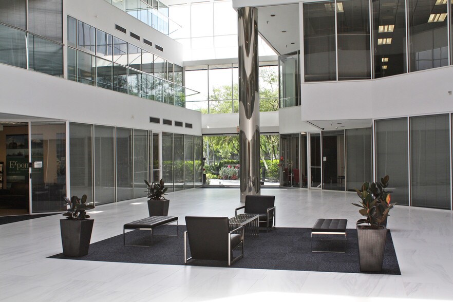 More Photos Of 10850 Richmond Ave, Houston Office For Lease