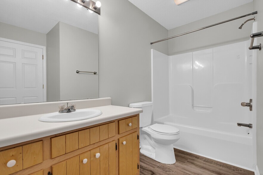 More Photos Of 738 Black Mountain Rd, Toccoa Apartments For Sale