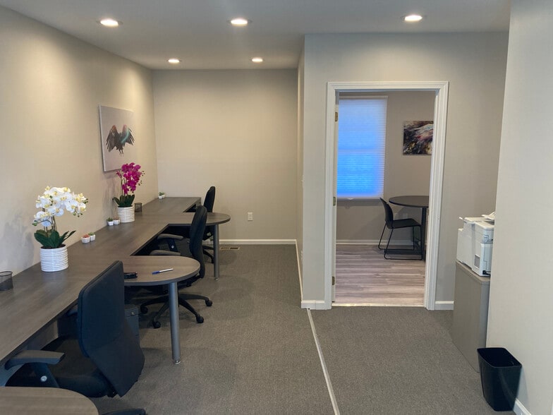 More Photos Of 123 Elm St, Old Saybrook Medical For Sale