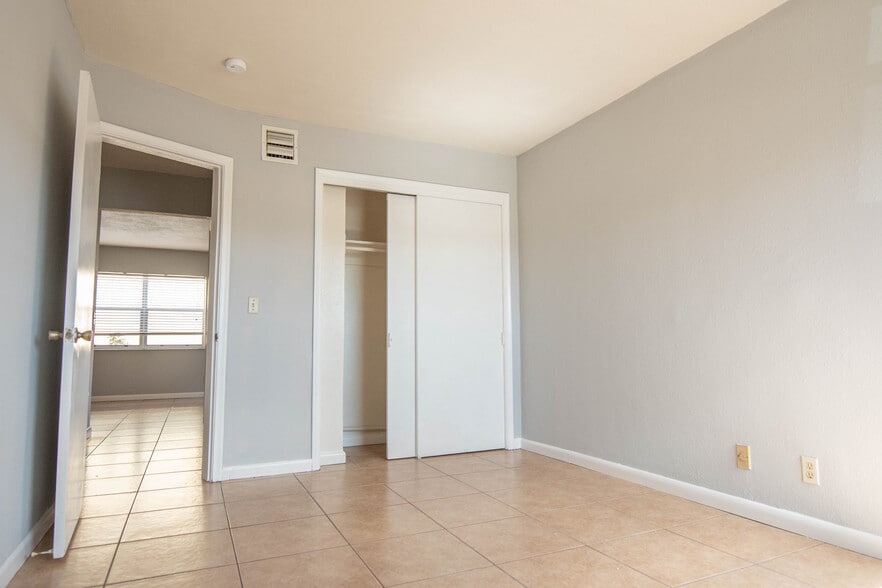 More Photos Of 2130 Avenue S, Riviera Beach Apartments For Sale