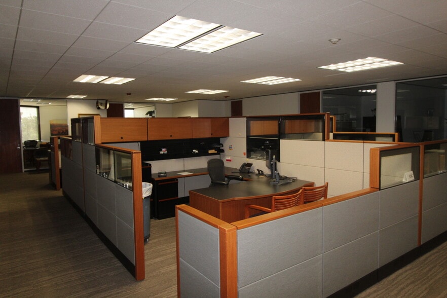 More Photos Of 3000 Briarcrest Dr, Bryan Office For Lease