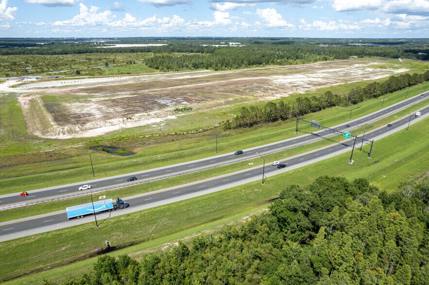 More Photos Of 1415 Winston Park Blvd, Lakeland Unknown For Lease