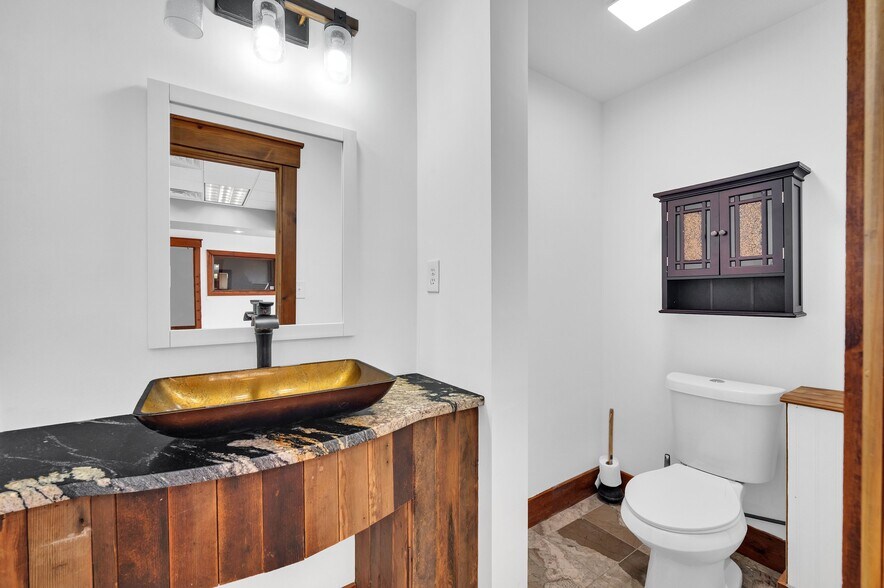 More Photos Of 105 Rock Barn Rd NE, Conover Flex For Sale