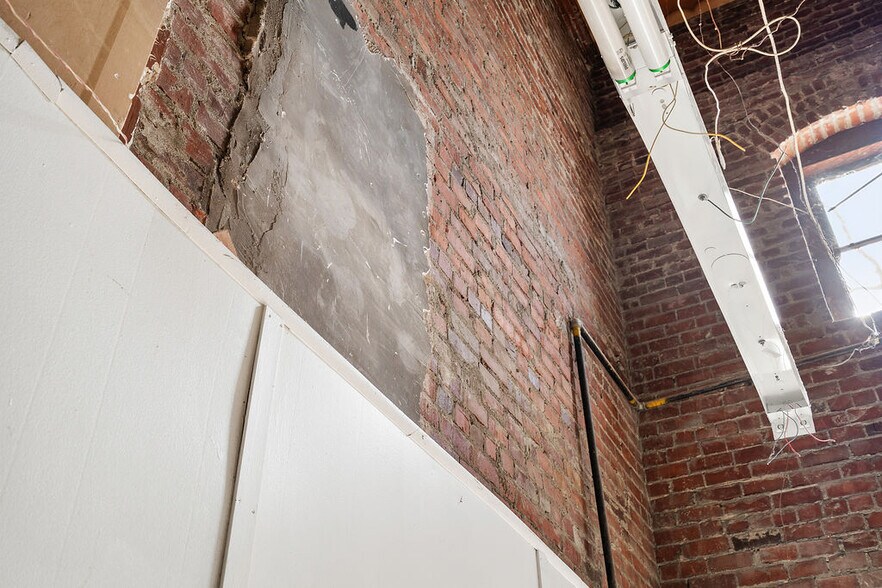 More Photos Of 331 Georgia St, Vallejo Storefront For Sale