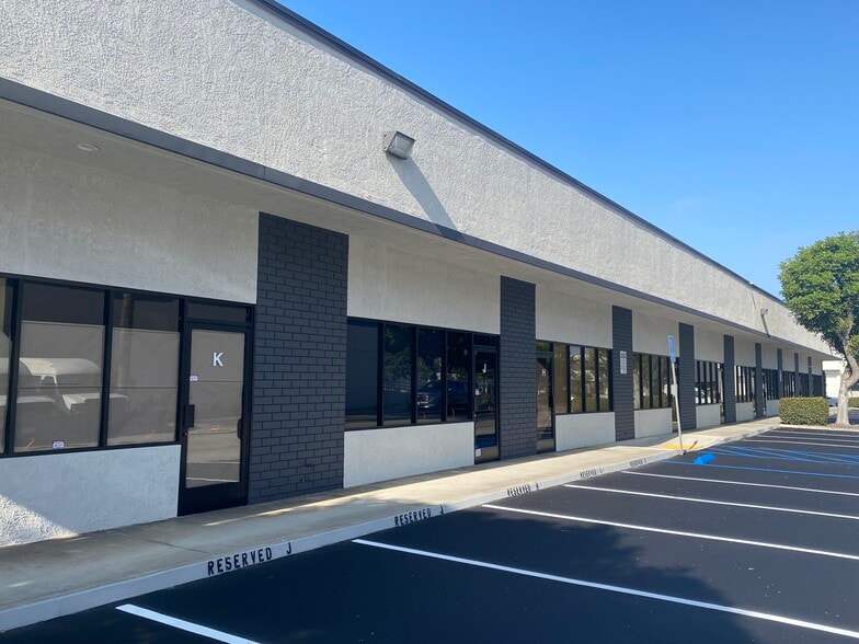 Primary Photo Of 1422 S Allec St, Anaheim Light Manufacturing For Lease