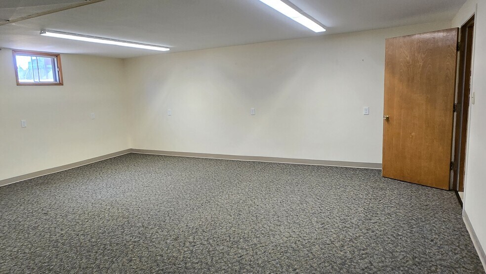 More Photos Of 6005 NE 110th Ave, Vancouver Office For Lease