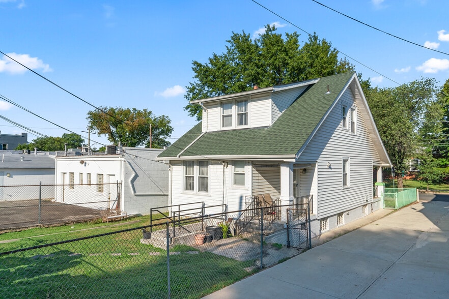 More Photos Of 3516 18th St NE, Washington Religious Facility For Sale