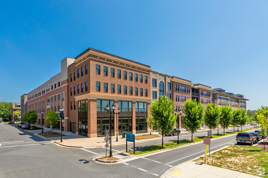 More Photos Of 4650 Van Buren St, Riverdale Park Apartments For Lease