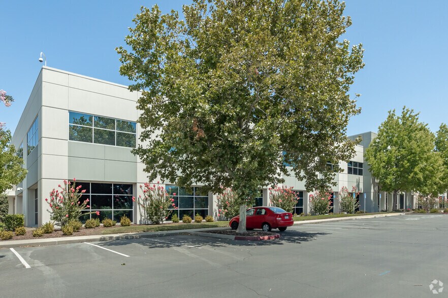 More Photos Of 10940 White Rock Rd, Rancho Cordova Unknown For Lease