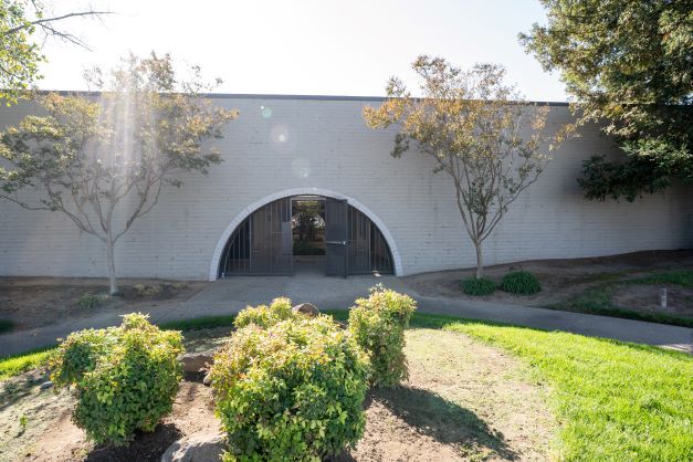 More Photos Of 2424 Arden Way, Sacramento Medical For Sale