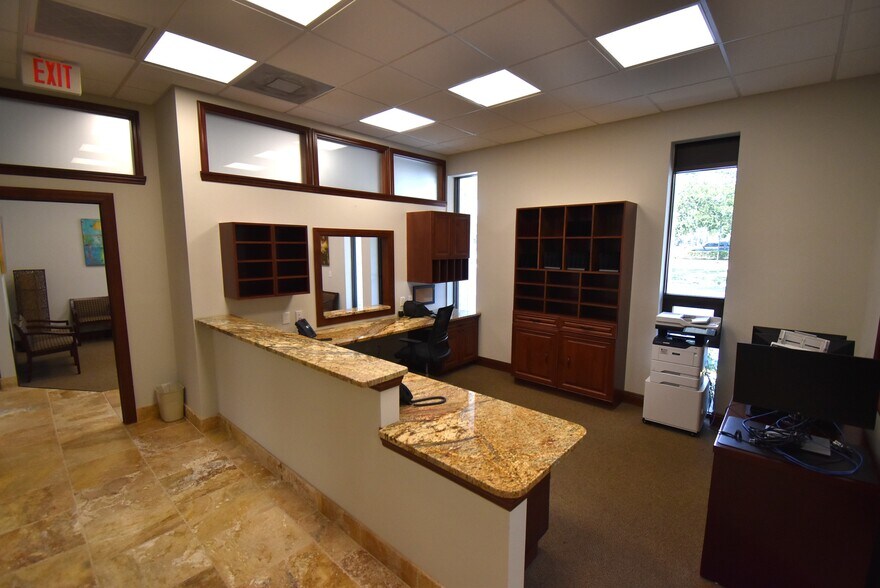 More Photos Of 816 US Highway 1, Sebastian Medical For Sale