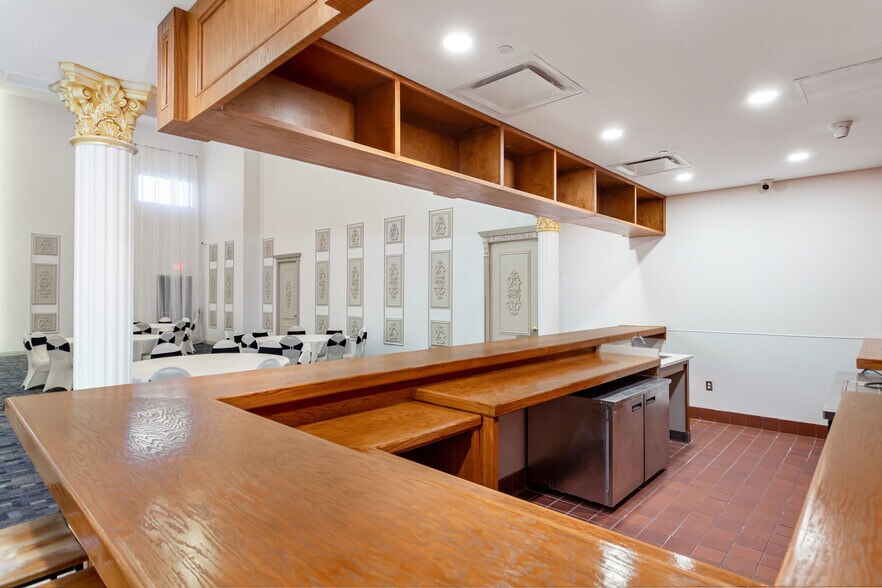 More Photos Of 10841 Composite Dr, Dallas Lodge Meeting Hall For Sale