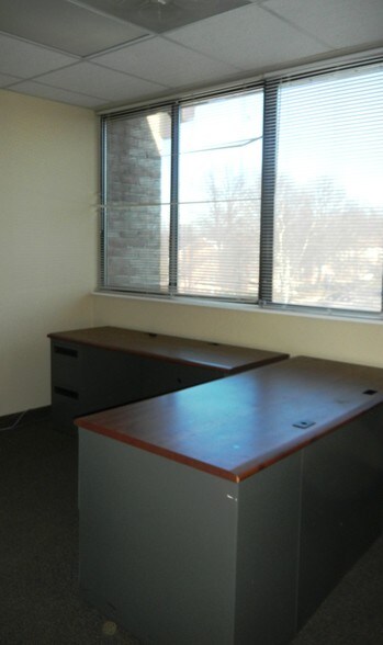 More Photos Of 849 Quince Orchard Blvd, Gaithersburg Medical For Lease
