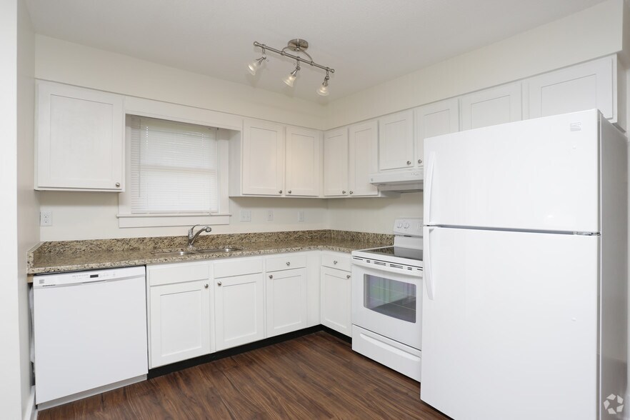 More Photos Of 30 Allen Ave, Asheville Apartments For Sale