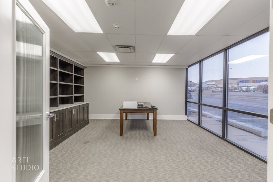 More Photos Of 3711 S 1700 E, Saint George Warehouse For Lease