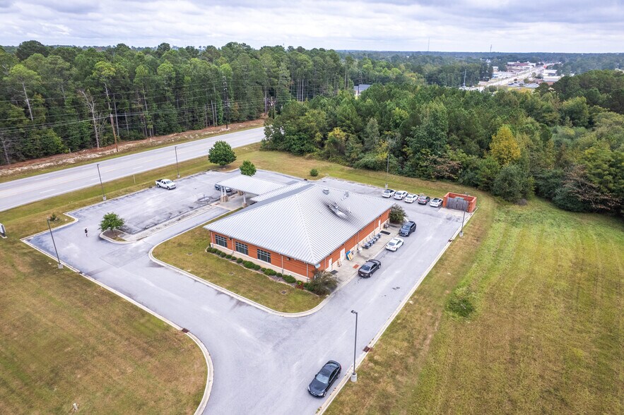 More Photos Of 621 McNeil Cir, Thomson Medical For Sale