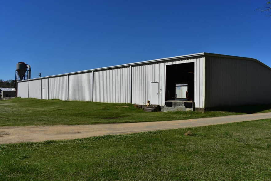 More Photos Of 2225 Highway 14 W, Autaugaville Warehouse For Lease