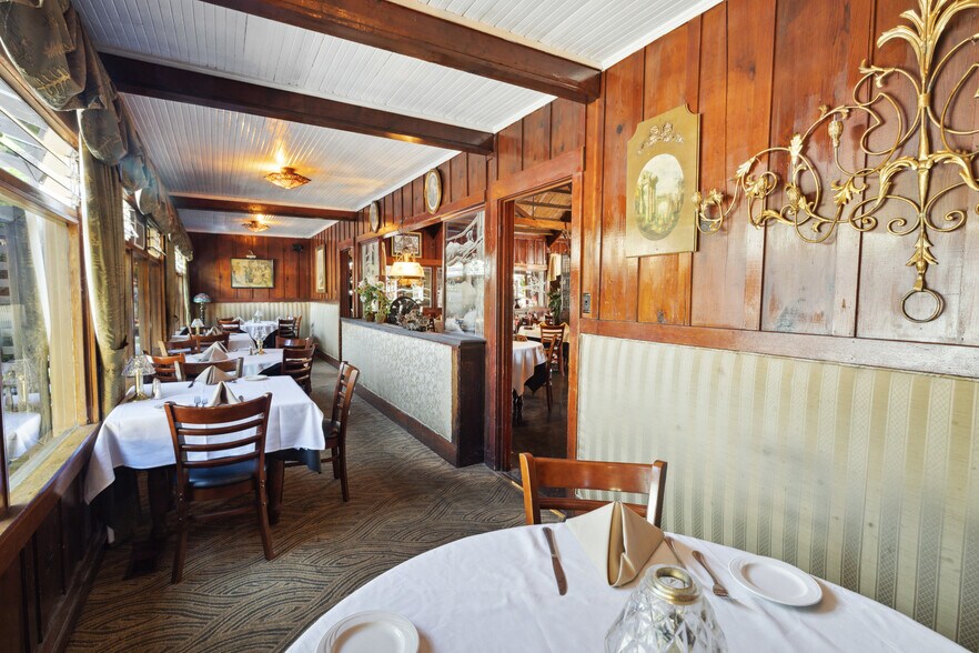 More Photos Of 13300 Big Basin Way, Boulder Creek Restaurant For Sale