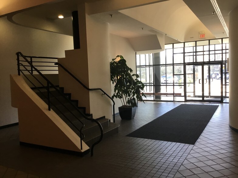 More Photos Of 7501 Forbes Blvd, Lanham Office For Lease