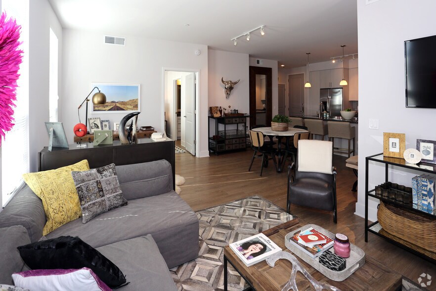 More Photos Of 7350 E Stetson Dr, Scottsdale Apartments For Lease