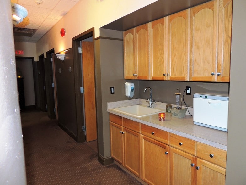 More Photos Of 3 Boyle Rd, Selden Medical For Sale