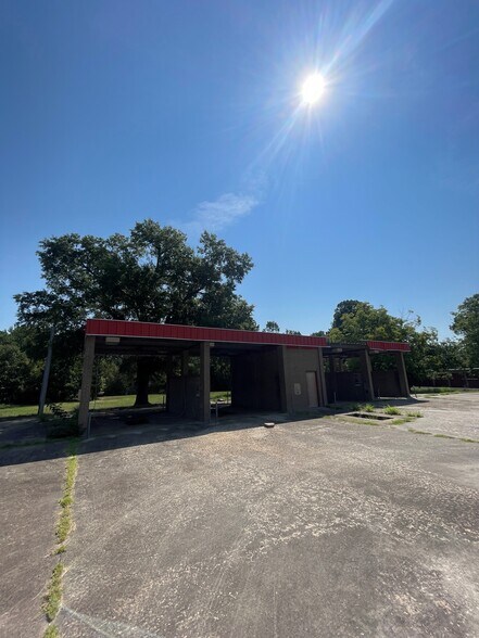 More Photos Of 415 N Myrtle St, Pine Bluff Carwash For Sale