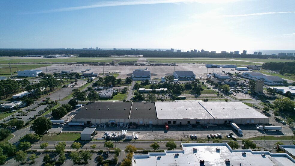 More Photos Of 1131 Shine Ave, Myrtle Beach Warehouse For Lease