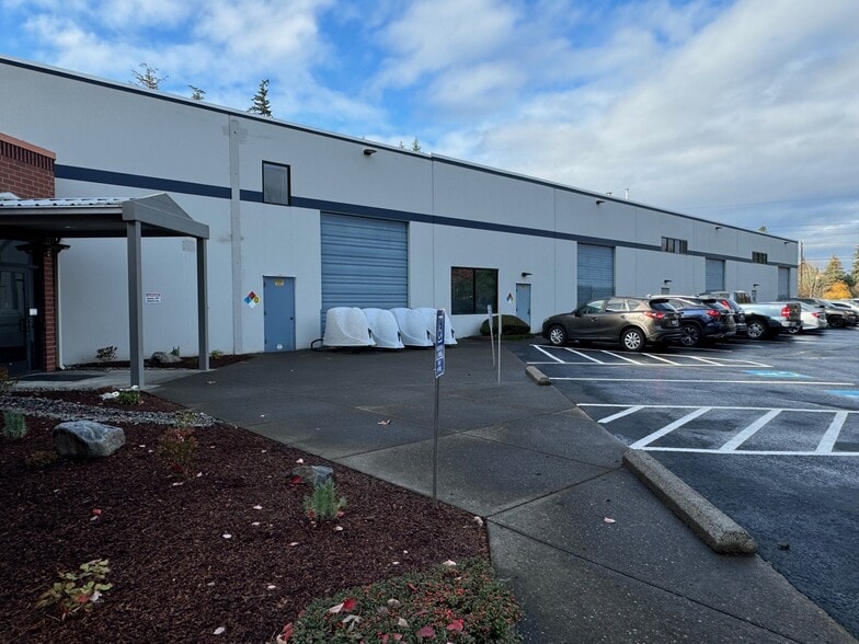 More Photos Of 1402 NE 136th Ave, Vancouver Service For Sale