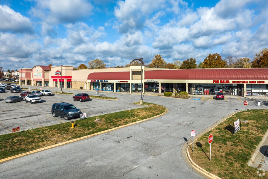 More Photos Of 8030 W 151st St, Overland Park Unknown For Lease