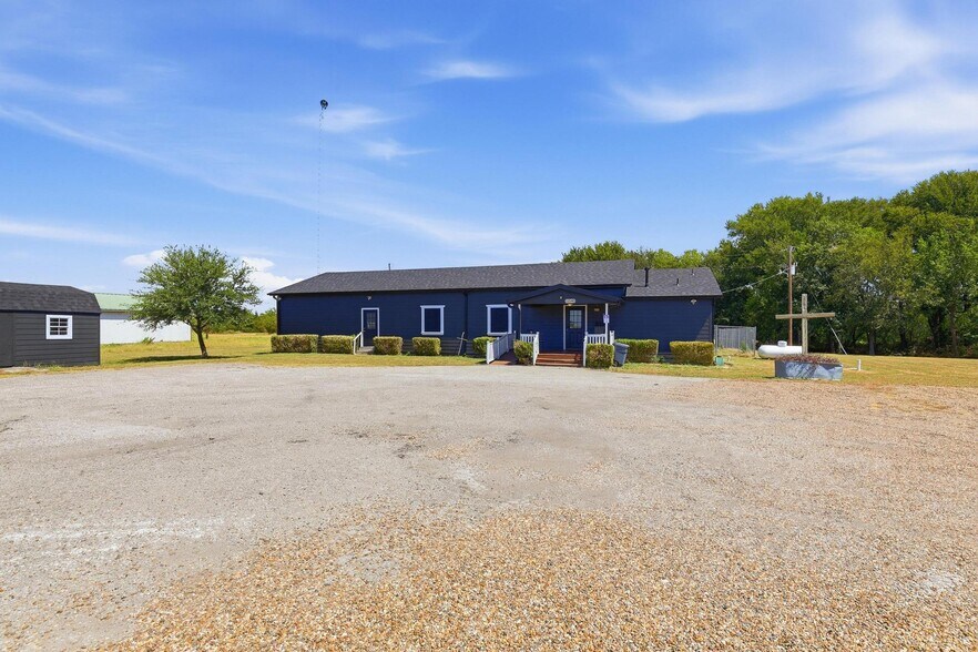 More Photos Of 11540 HWY 69, Whitewright Religious Facility For Sale