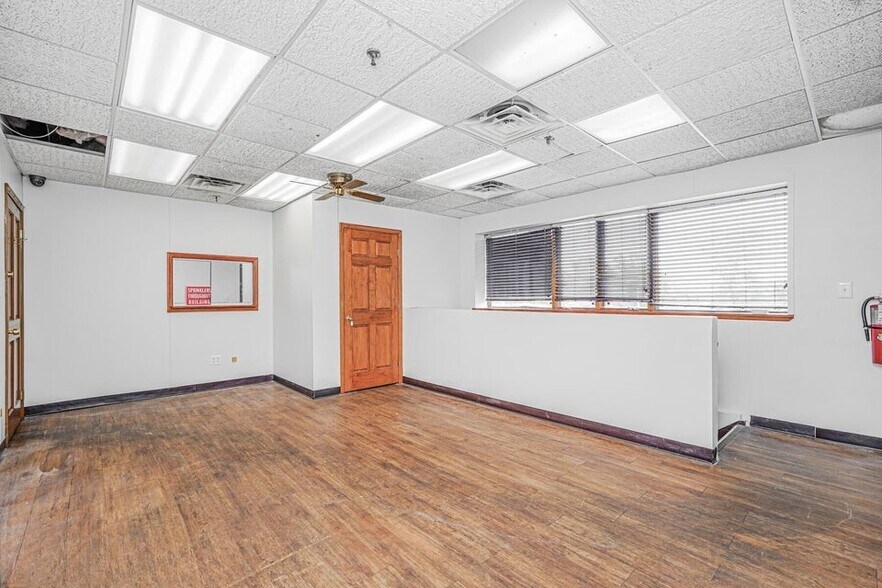 More Photos Of 2200 Arthur Kill Rd, Staten Island Distribution For Lease