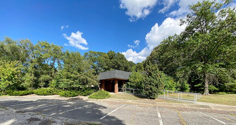 More Photos Of 2932 Haddonfield Rd, Pennsauken Bank For Sale