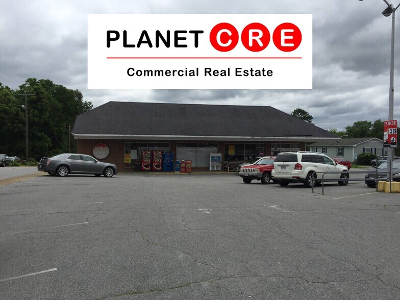 Primary Photo Of 202 Court St, Lawrenceville Supermarket For Sale