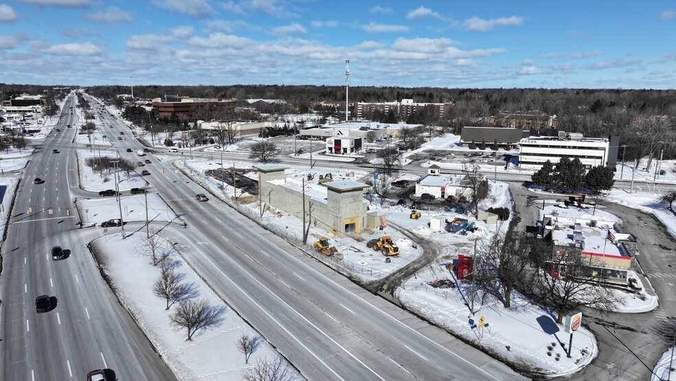 More Photos Of 28810 Northwestern Hwy, Southfield Freestanding For Sale