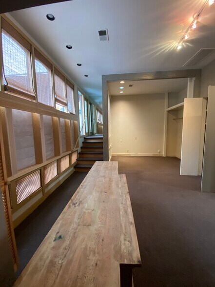 More Photos Of 1933 Union St, San Francisco Office For Sale