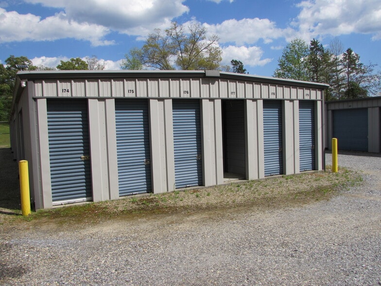 More Photos Of 323 GA-325, Blairsville Self Storage For Sale