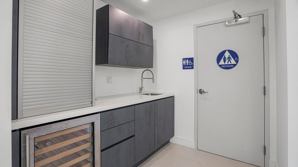 More Photos Of 200 Brannan St, San Francisco Apartments For Sale