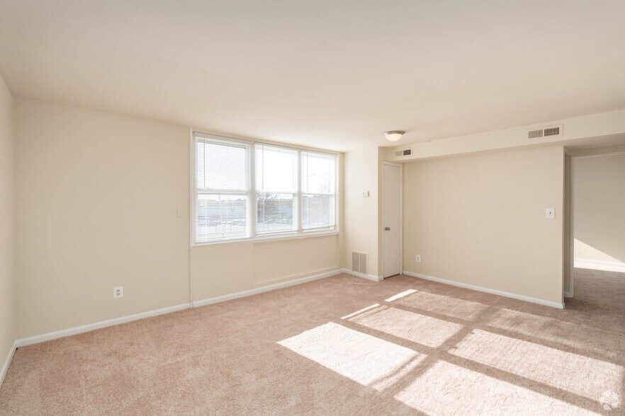 More Photos Of 6004-6028 Amberwood Rd, Baltimore Apartments For Sale