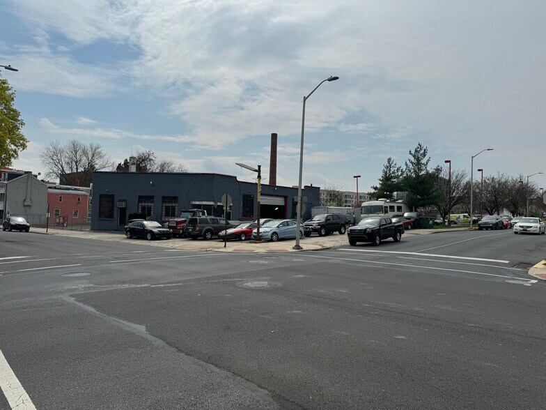 Primary Photo Of 142-150 N. 3rd St, Reading Auto Repair For Sale