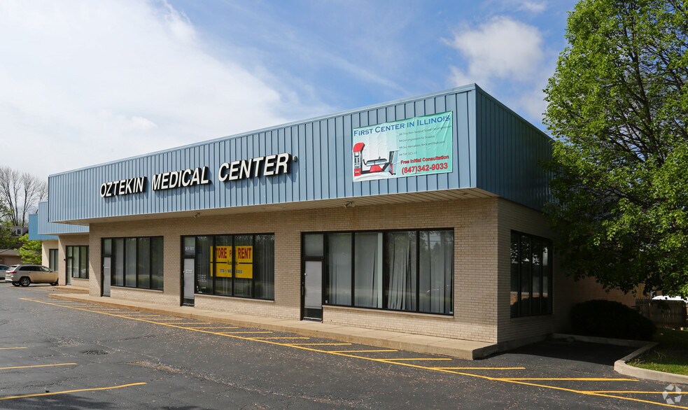 More Photos Of 299-303 E Rand Rd, Mount Prospect Storefront Retail Office For Lease