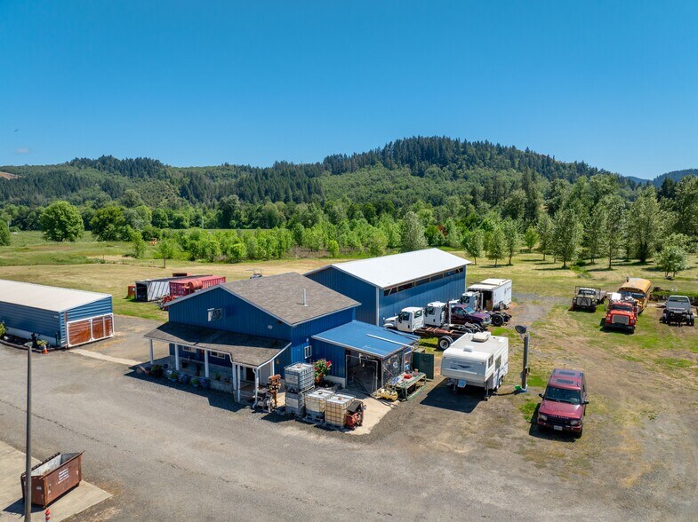 More Photos Of 215 Lawson Ln, Tenmile Warehouse For Sale