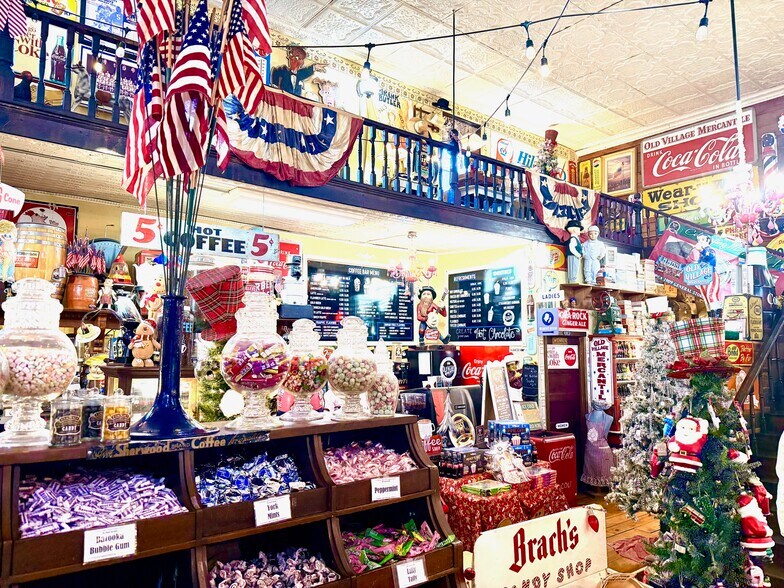 More Photos Of 219 MO-21, Caledonia Storefront Retail Residential For Sale