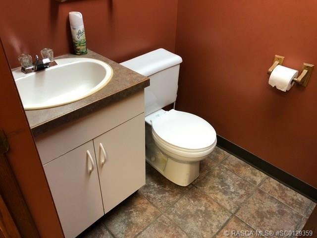 More Photos Of 800 S Railway Ave W, Drumheller Industrial For Lease