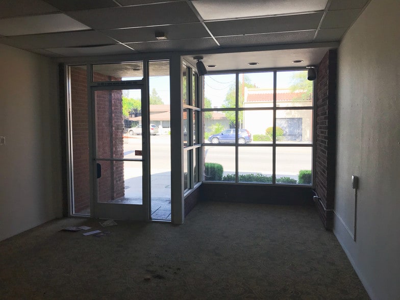 More Photos Of 117-123 N San Gabriel Blvd, San Gabriel Storefront For Lease