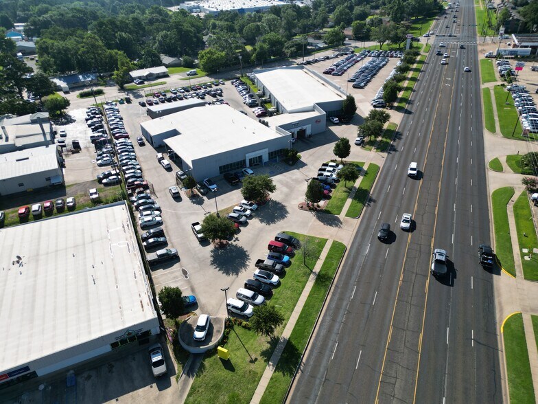 More Photos Of 4818 Troup Hwy, Tyler Storefront For Sale