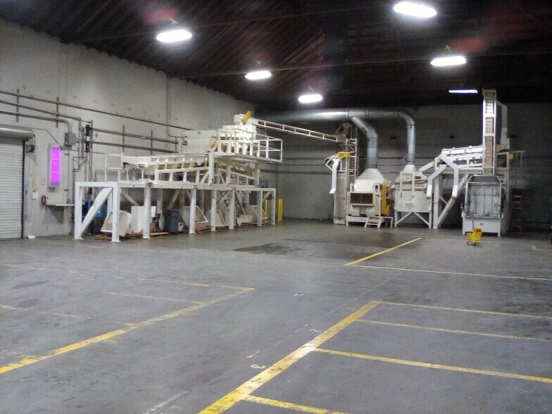 More Photos Of 320 E South St, Orland Industrial For Sale