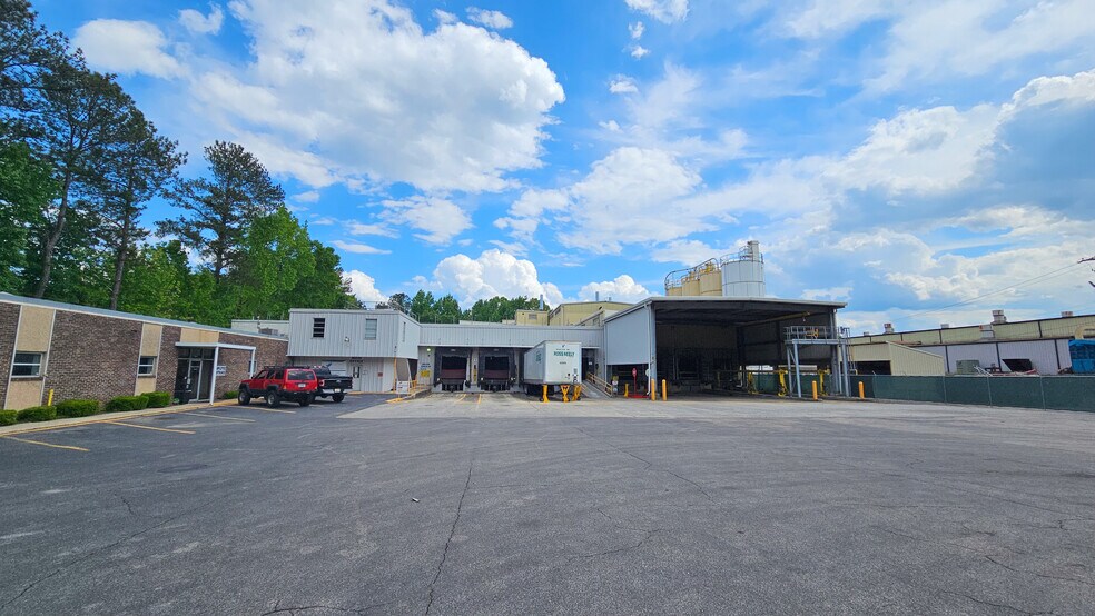 Primary Photo Of 2601 Commerce Blvd, Birmingham Warehouse For Sale